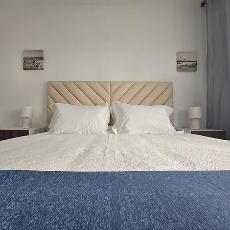 Apartment Avenida Mar 2 - Edf Satelite Com Ac, Garagem, Wifi, 150 Mts *