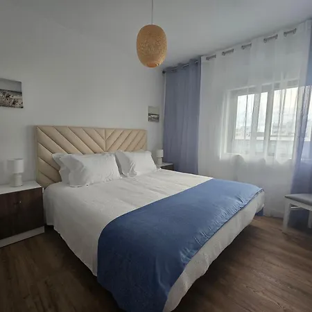 Avenida Mar 2 - Edf Satelite Com Ac, Garagem, Wifi, 150 Mts Apartment