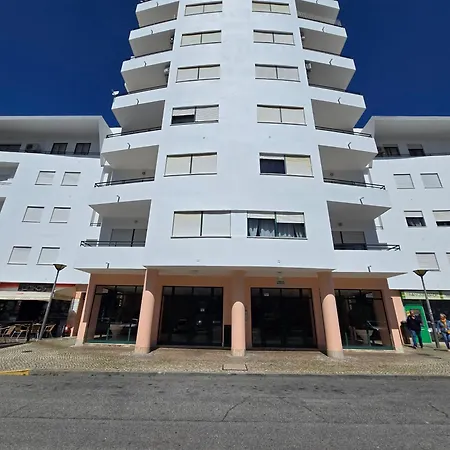 Avenida Mar 2 - Edf Satelite Com Ac, Garagem, Wifi, 150 Mts Apartment Quarteira