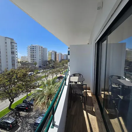 Avenida Mar 2 - Edf Satelite Com Ac, Garagem, Wifi, 150 Mts Apartment *