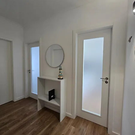 Apartment Avenida Mar 2 - Edf Satelite Com Ac, Garagem, Wifi, 150 Mts *