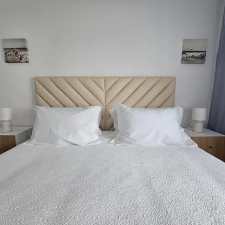 Avenida Mar 2 - Edf Satelite Com Ac, Garagem, Wifi, 150 Mts Apartment *