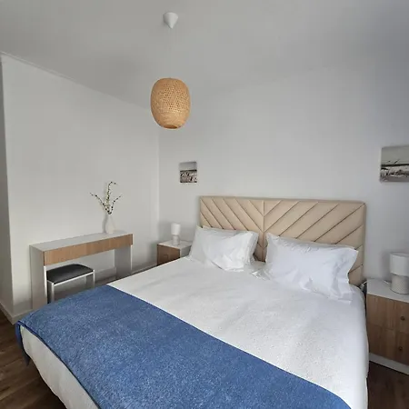 Apartment Avenida Mar 2 - Edf Satelite Com Ac, Garagem, Wifi, 150 Mts *