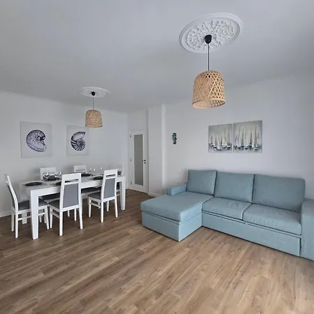 Avenida Mar 2 - Edf Satelite Com Ac, Garagem, Wifi, 150 Mts * Quarteira
