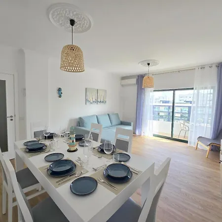 Apartment Avenida Mar 2 - Edf Satelite Com Ac, Garagem, Wifi, 150 Mts Quarteira